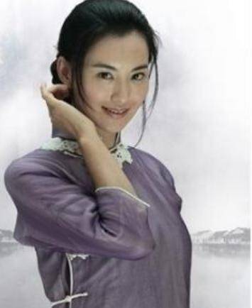 黄海波前女友，败光父母80万，被曝隐婚生子，曾