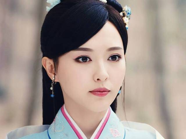 古装剧中的女演员排行榜,她从配角变成了中国女演员第一人!