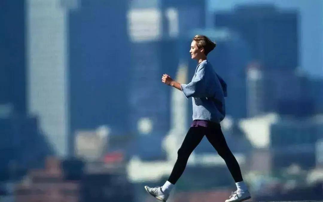 减脂快的运动 f461f819c3eb4d70a6370773f4c33407.jpeg