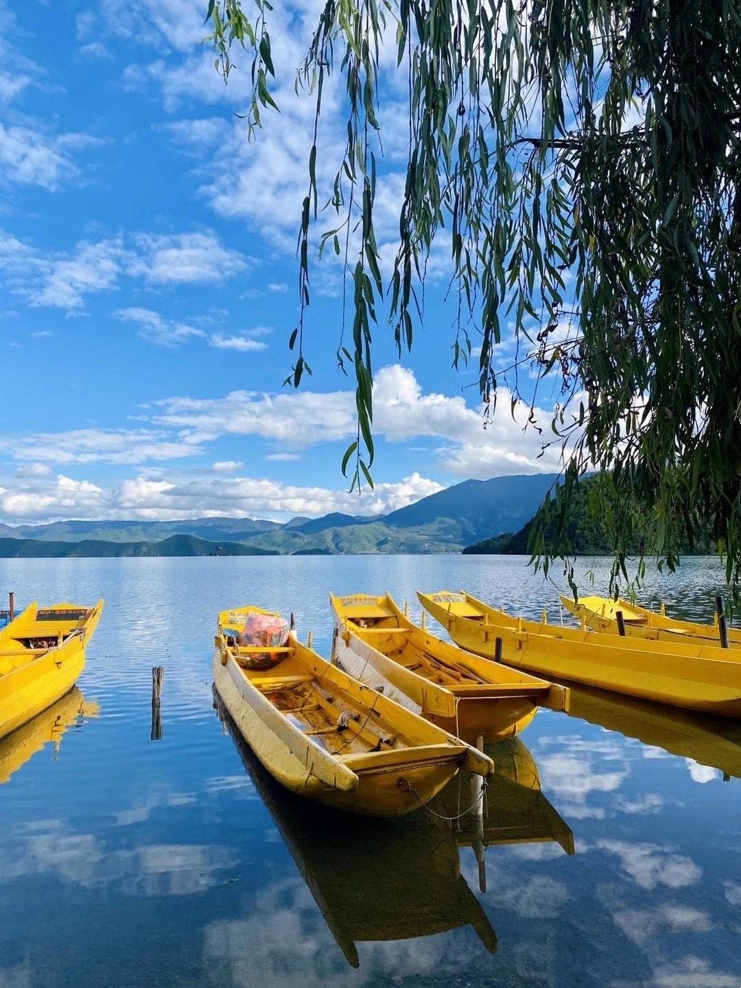 泸沽湖