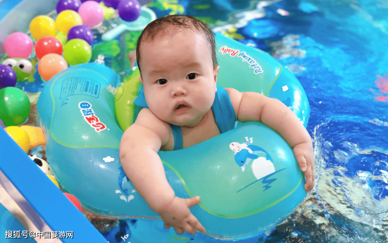 孩子|轻易放弃很可惜婴幼儿游泳好处多