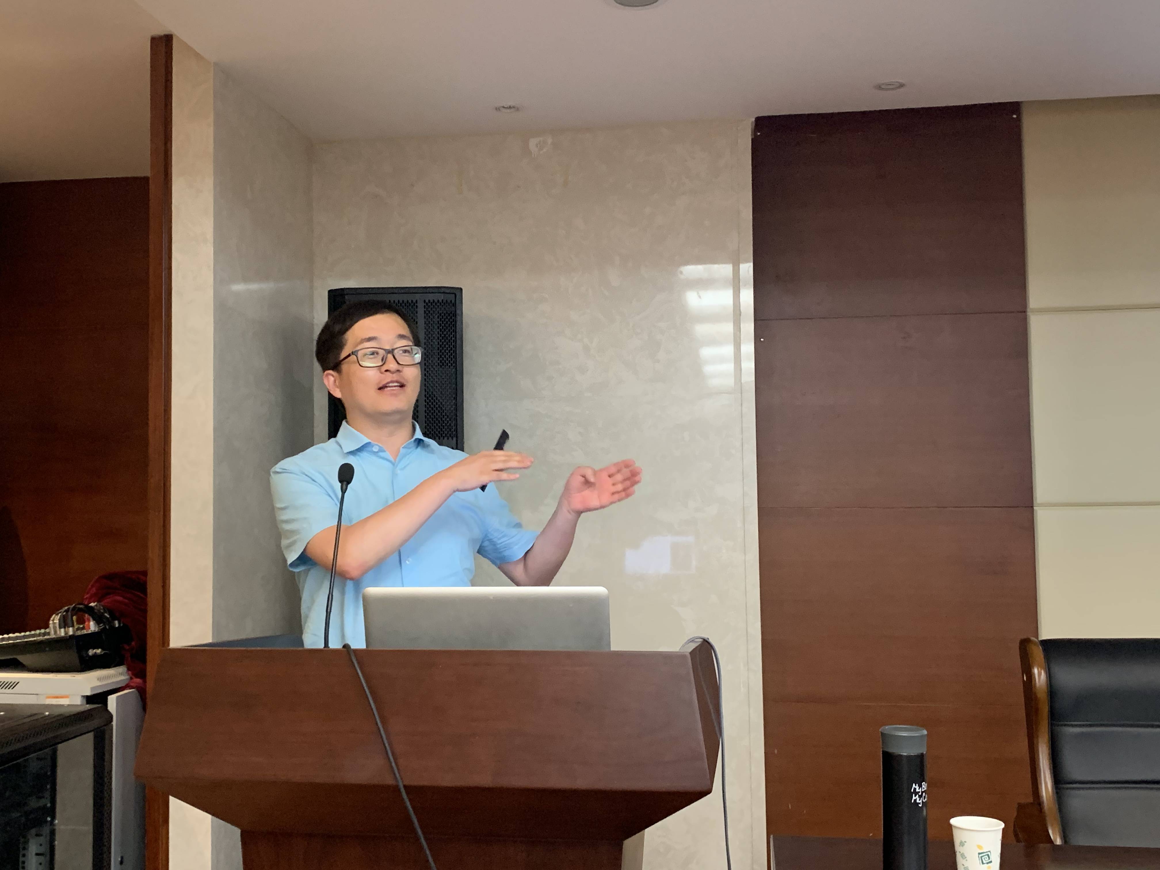 合伙|山东未来心理咨询事务所罗清军老师为山东建筑大学学生心理讲座