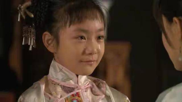 张子枫|原创张子枫晒同学合影,新生班美女如云,与孙俪妹妹、夏梦成同窗