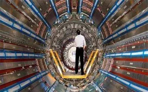 粒子加速器怎么放入粒子 d9e31d6bc78e4d2ca7627739a1454e1a.jpeg