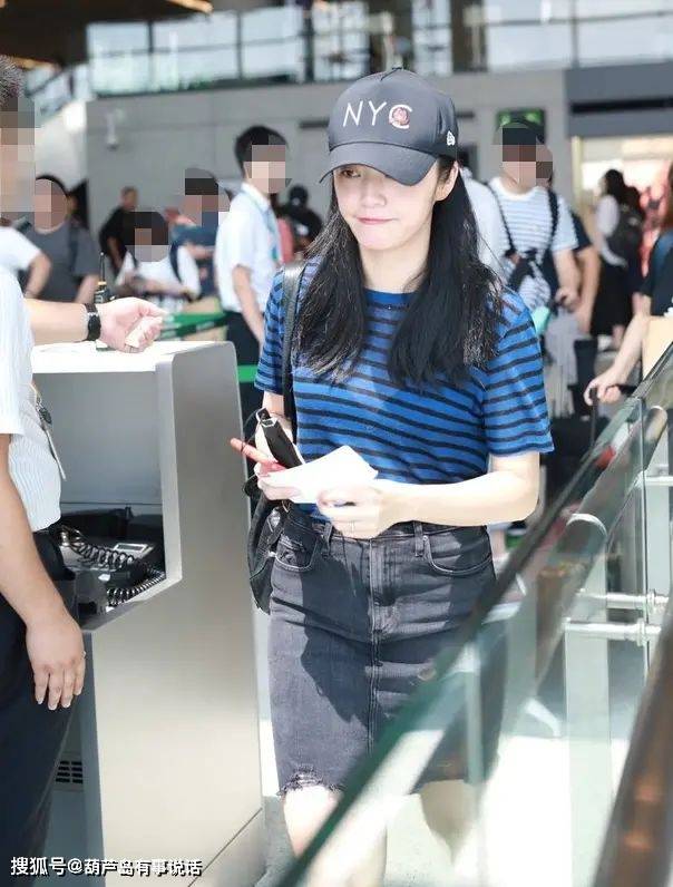 皮肤|姚晨老了脸也会崩，皮肤暗沉还有皱纹，但最起码是纯天然的！