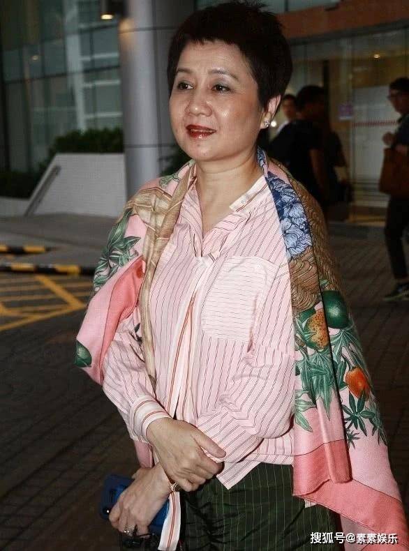 赌王离世后，三太陈婉珍事业直线下降，四太梁