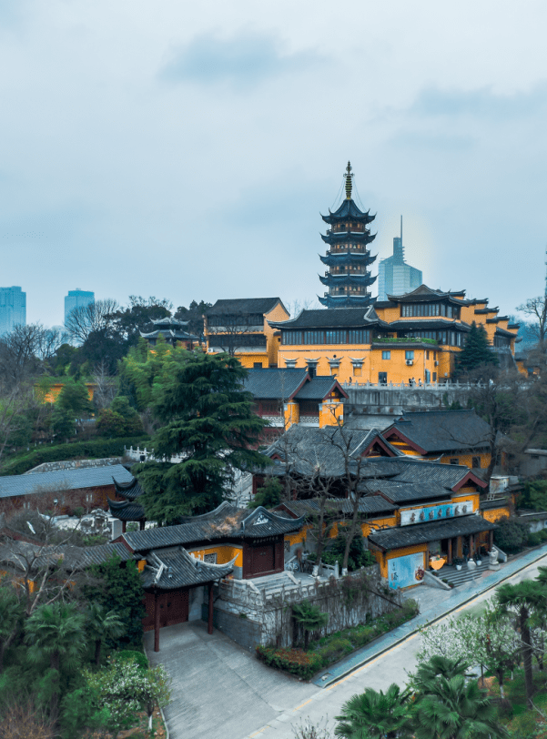 南京人气最高的3大寺庙历史悠久风景优美是赏秋静心好去处