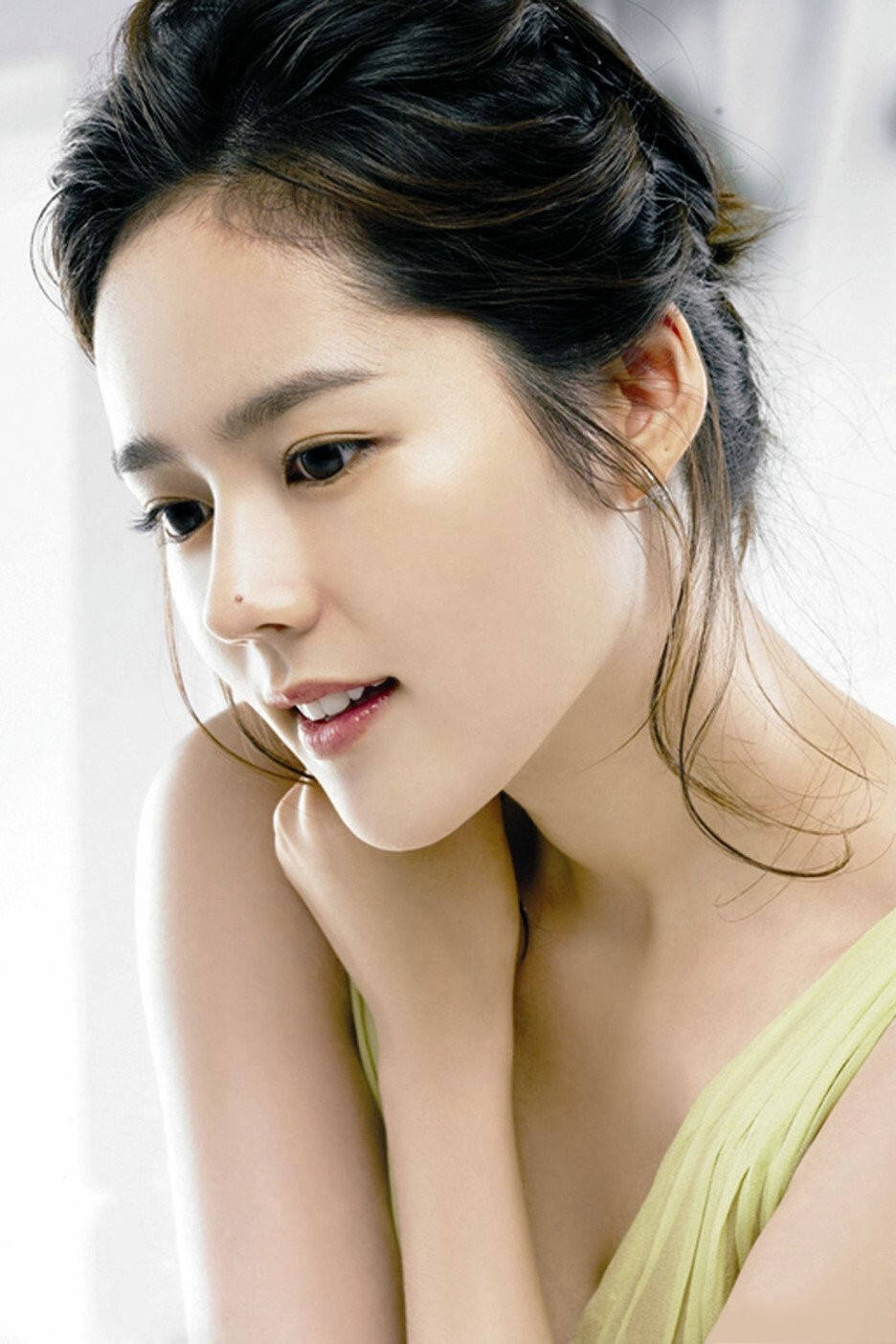 眼睛|林品如同款“泪痣妆”又火了？吴宣仪、戚薇都在画，秘诀是这3点