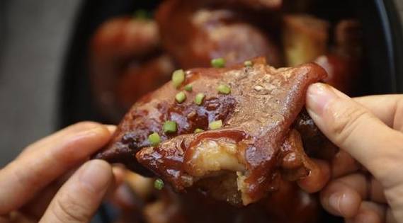 猪脚怎么炖好吃又香不油腻 9c29094af8a54a6c9ac7e731809dd9bc.jpeg