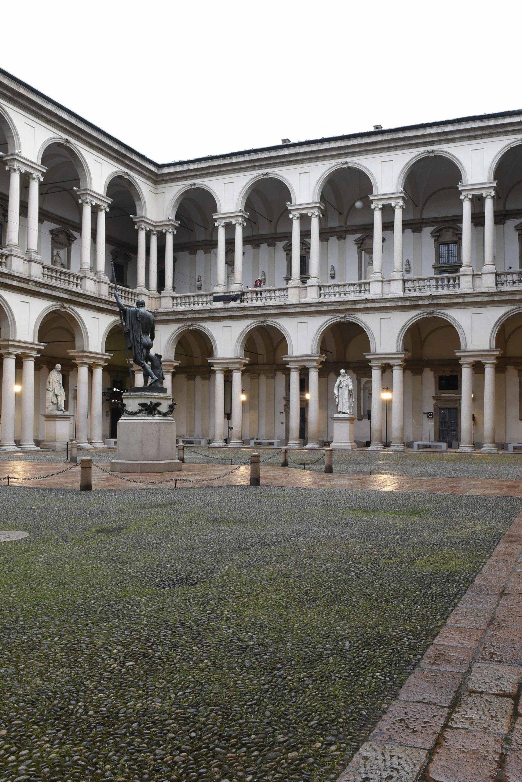 Max|2021春夏时装周：复苏文艺复兴美学，Max Mara 结合都会与复古的女力精神