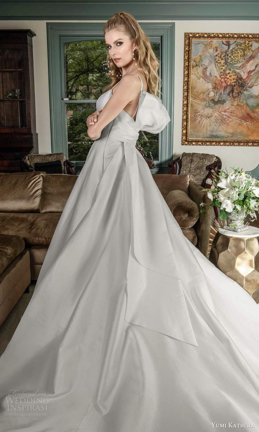 &quot|Yumi Katsura2021＂Ravishing&Resilient＂秋季婚纱系列 提升女人身体的自然美感