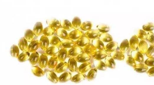 父母|赶紧看看是否有这3个错误孩子吃鱼肝油会中毒？可能是父母的错