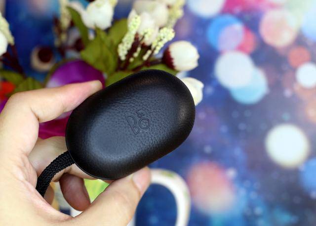 耳机|时尚轻奢品质音乐，B&O beoplay E8真无线蓝牙耳机