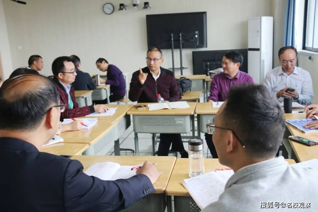 指导|为高三师生复习备考精准把脉诊断“学科建设专家团队”专家组莅临衡川