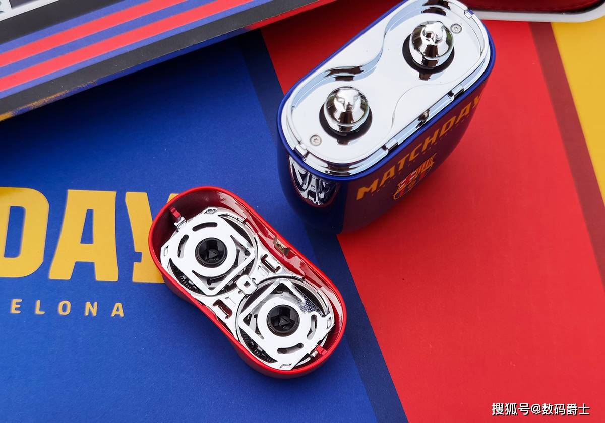 剃须刀|剃须刀也玩定制，巴萨红蓝双色帅呆了：YOOSE有色联名款评测