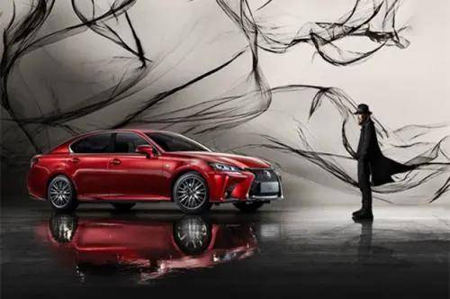 Yohji|兰博基尼 x 山本耀司 Yohji 联名曝光！跨界合作成为新趋势？