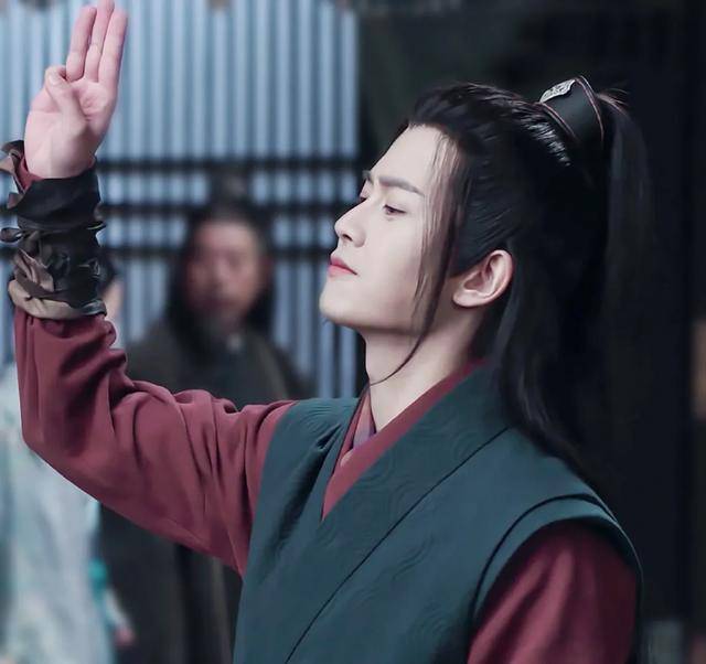 大火|原创同是两剧连播，成毅和丁禹兮大火之后，谁的后续发展会更好？