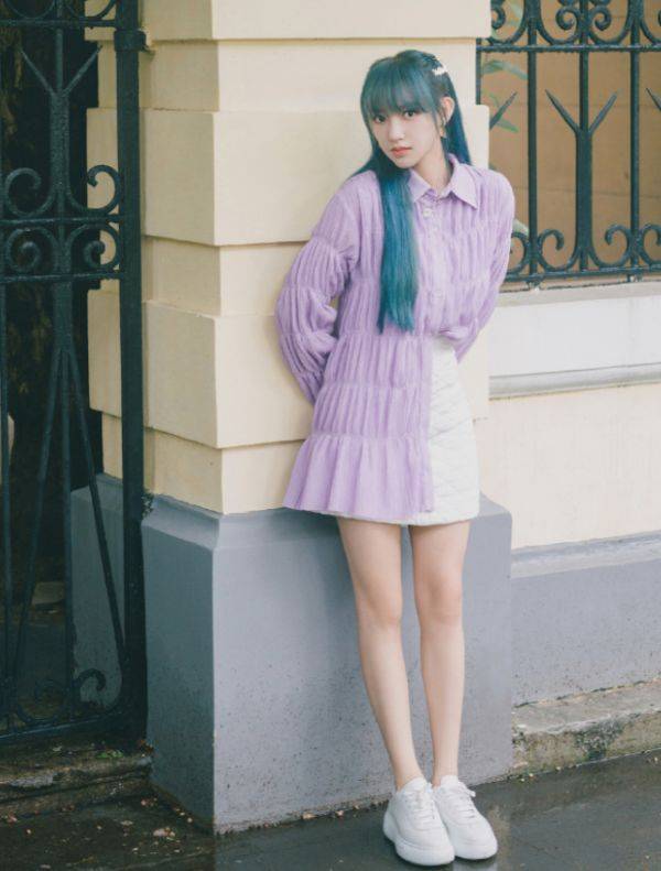 液体|腰粗女生就不美？看程潇穿“液体裙”后，秀出的身材才是男士最爱