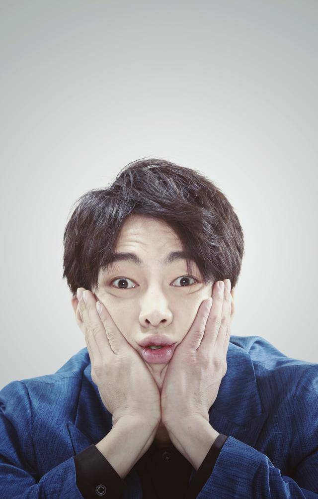 征服|原创天生整容失败脸，他却用演技征服的观众，他的角色很有味道