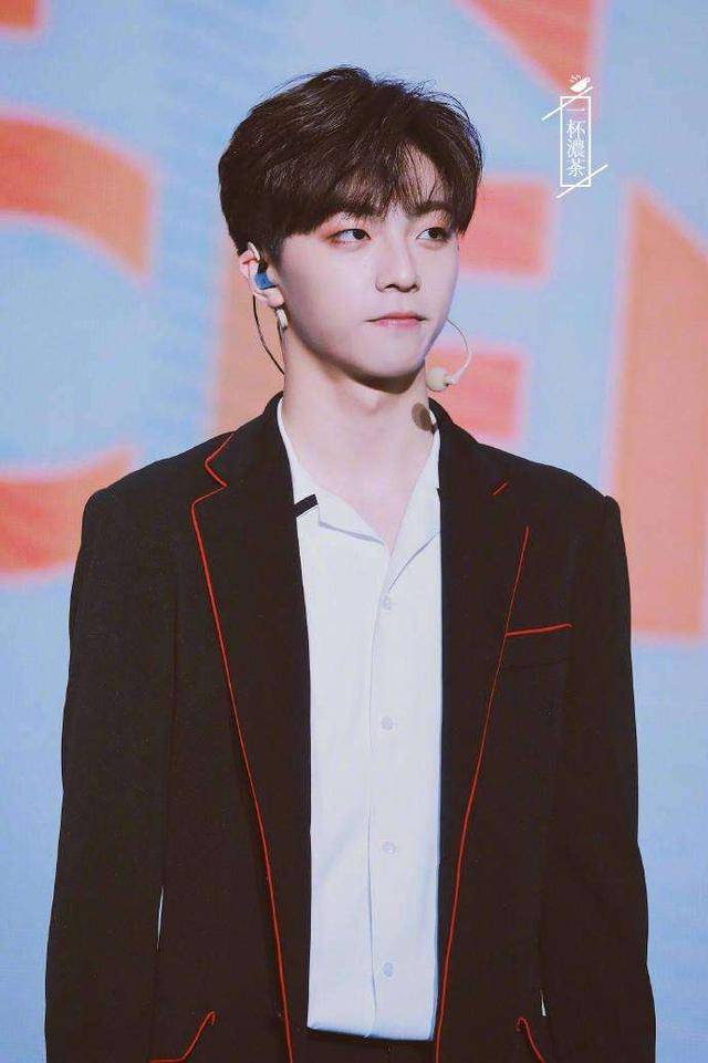 小时候|原创陈立农哽咽谈过早成熟，回忆自己小时候，真的很暖心啊