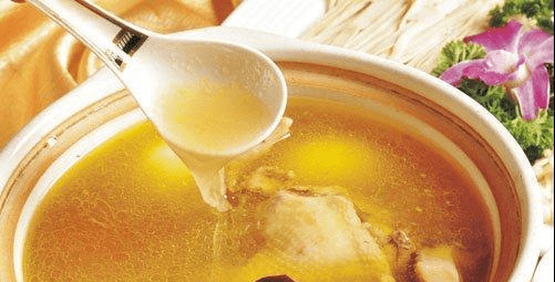 什么炖鸡汤营养最好 76a2599ee00a48749152ac9ddd905d04.png