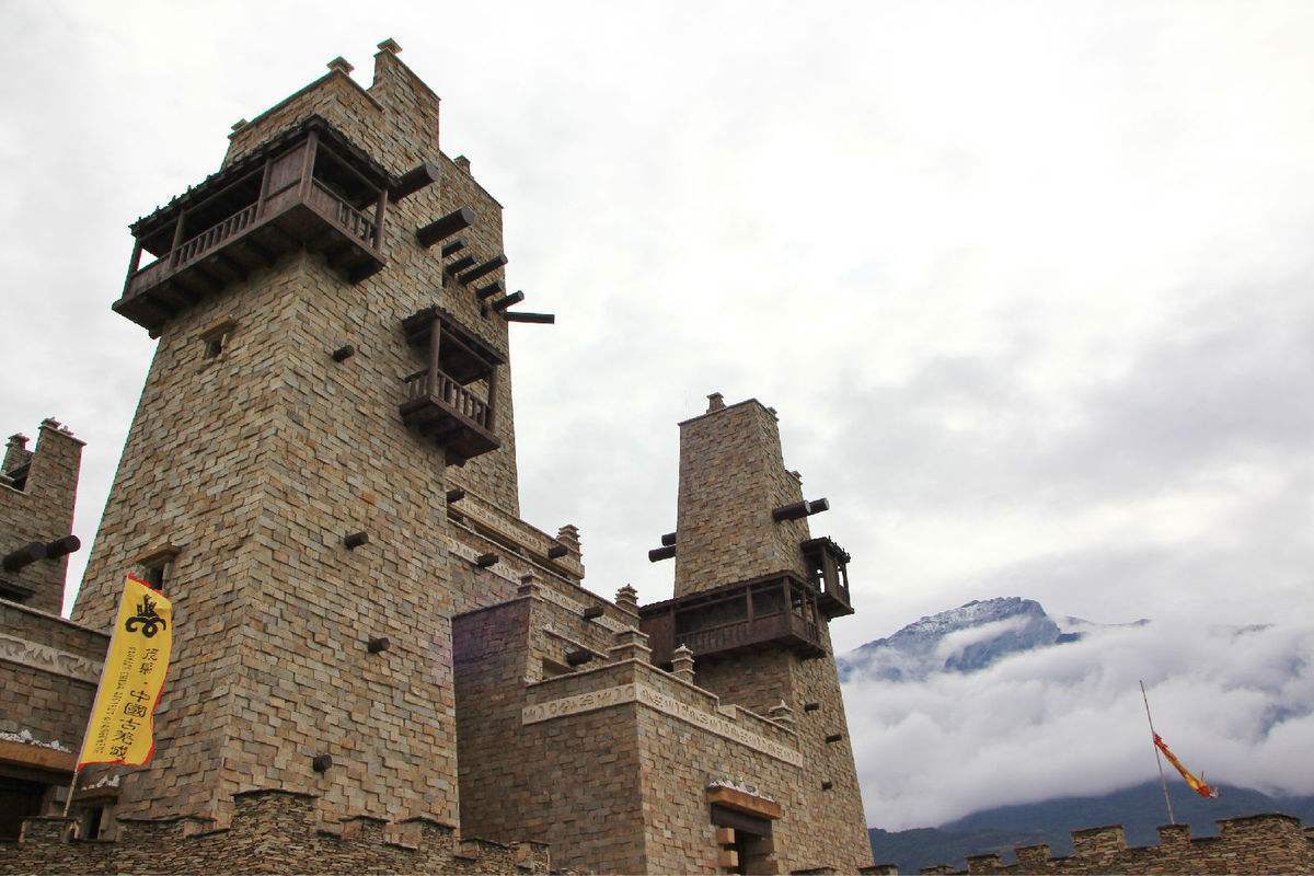 古代|浅谈羌族碉楼的结构特点和作用