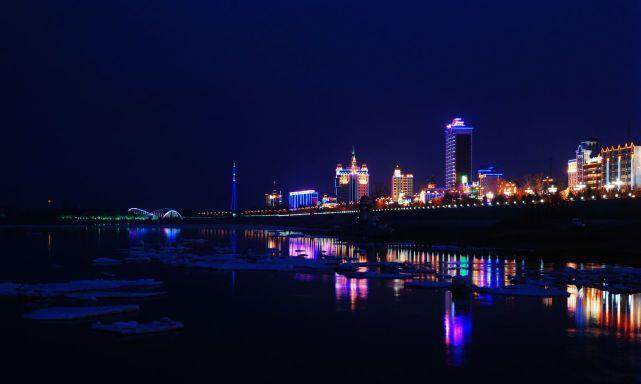 黑河gdp_黑河学院(3)