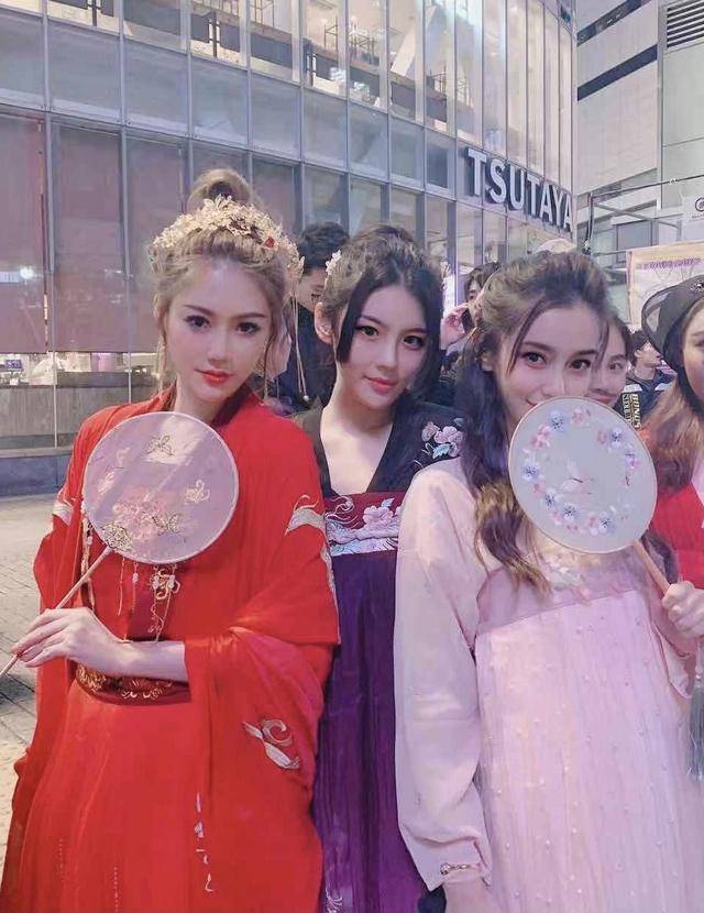 贵妇|baby拼命进的贵妇圈啥来头？学霸千金只能坐边上，C位阔太身份成谜