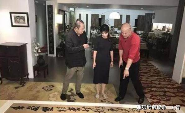 御书屋排行_带你参观张铁林的家,书房布置像个御书房,看来演皇帝入戏太深了