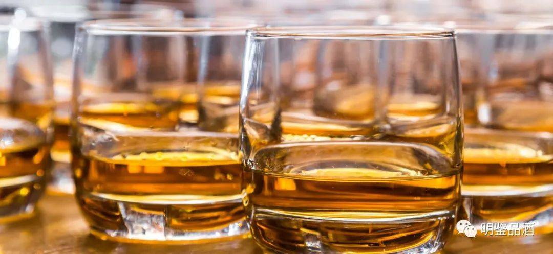 葡萄|威士忌与白兰地等烈酒的区别在哪里？