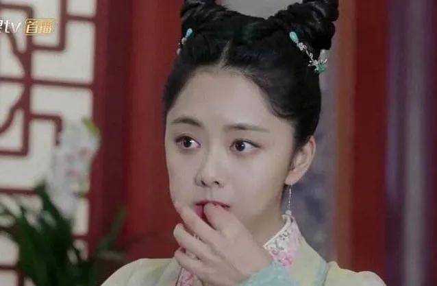 谭松韵|原创金鹰女神再次注水？内定痕迹太明显？把观众当瞎子？属实过分了