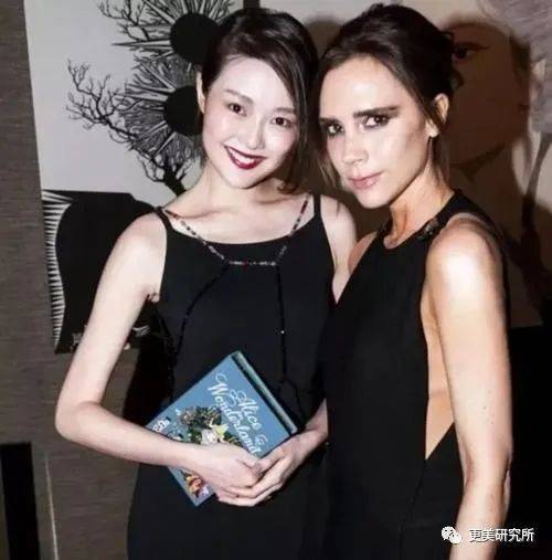 fa|鞠婧祎终于对上晚晚！两个镜头“造假精”，谁能艳压？