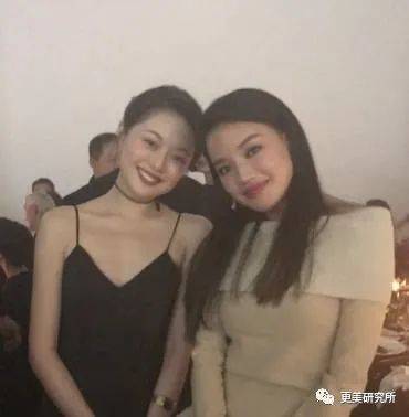 fa|鞠婧祎终于对上晚晚！两个镜头“造假精”，谁能艳压？