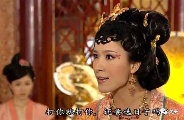 杨怡|曾经tvb一姐，演技一流，也把自己整僵了，假体太明显了...