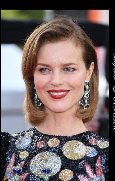 珠宝|戛纳红毯为何明星会佩戴萧邦珠宝