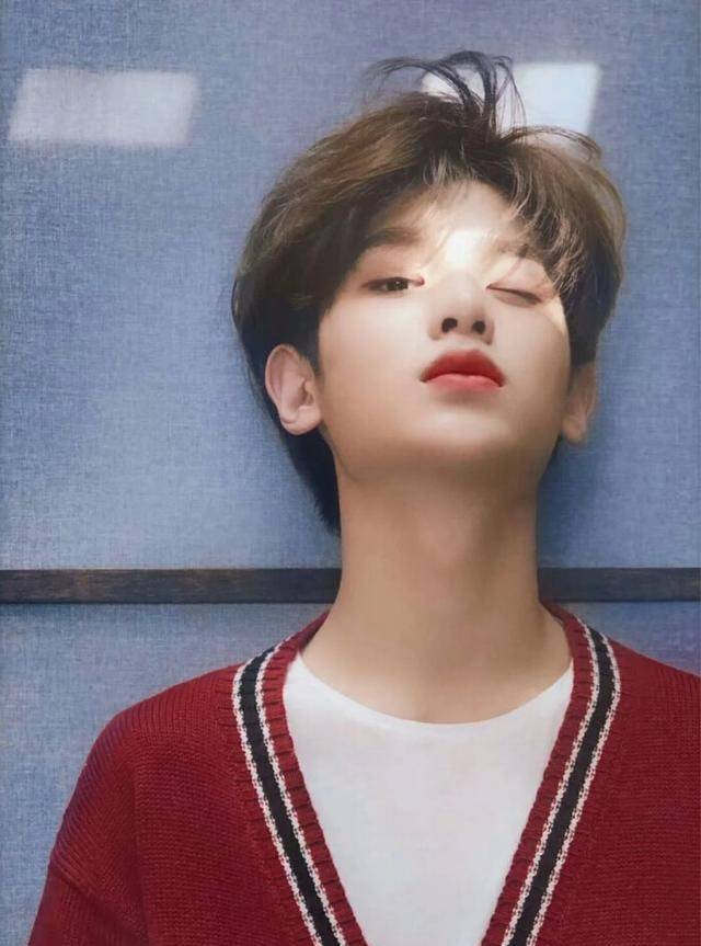 熊猫体育公司-
黄明昊成为《快乐大本营》小主持人!综艺上大放色泽啊!(图1) 熊猫体育公司-
黄明昊成为《快乐大本营》小主持人!综艺上大放色泽啊!(图1)