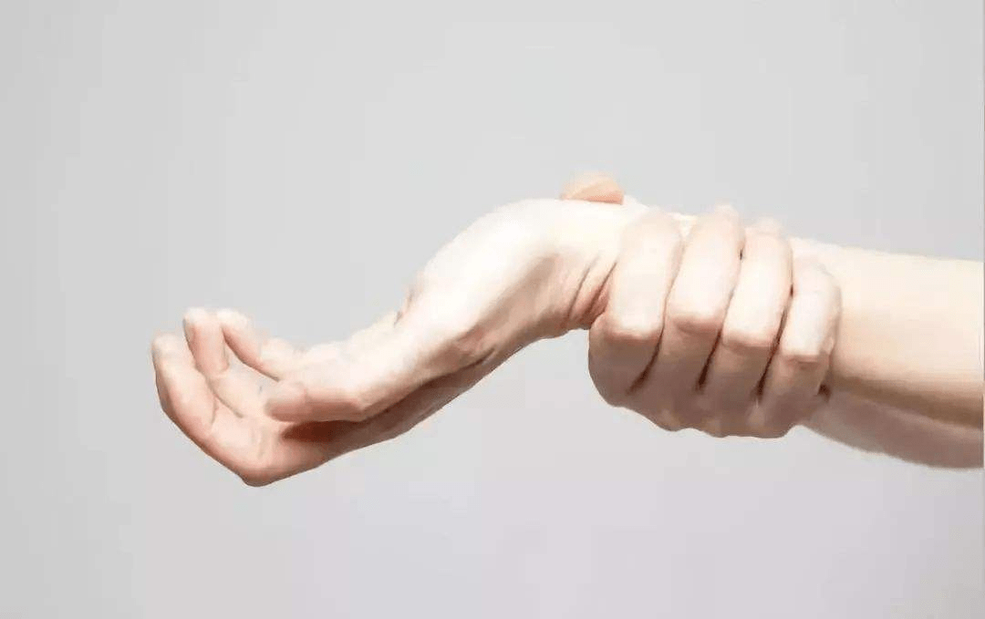 4dfa65fdab3742d18cbffc9991bded04.png