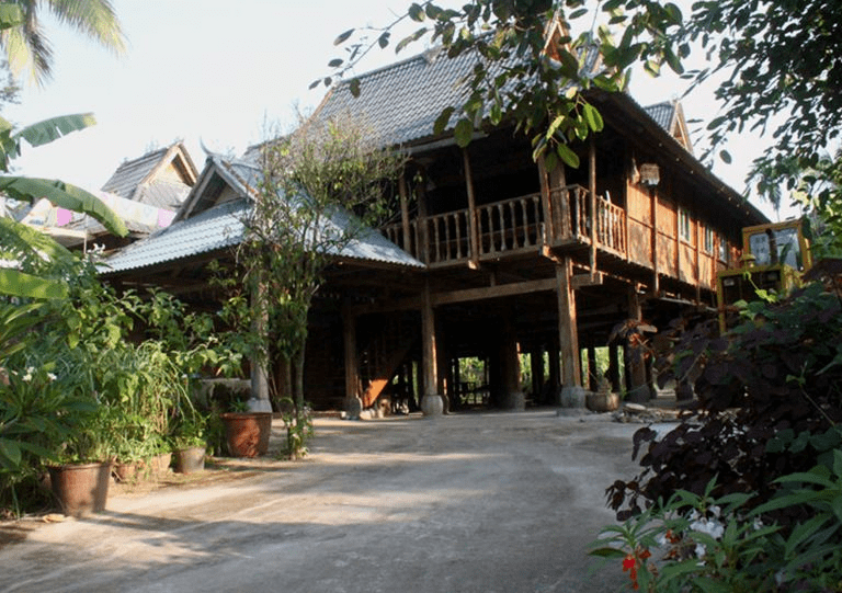 傣族竹楼——干栏式建筑