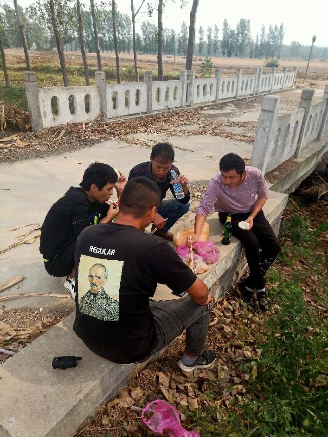 河南省永城市马桥镇:深耕深松土地提高粮食产量