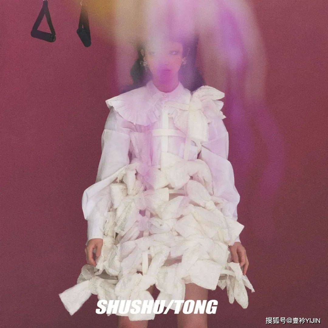 速报|秀场速报 | SHUSHU/TONG女孩请起立，最新系列她来了！