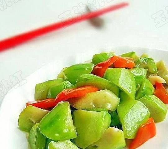 丝瓜配什么好吃 9c4f02a4da534c15b1497ec7f2a775a2.jpeg