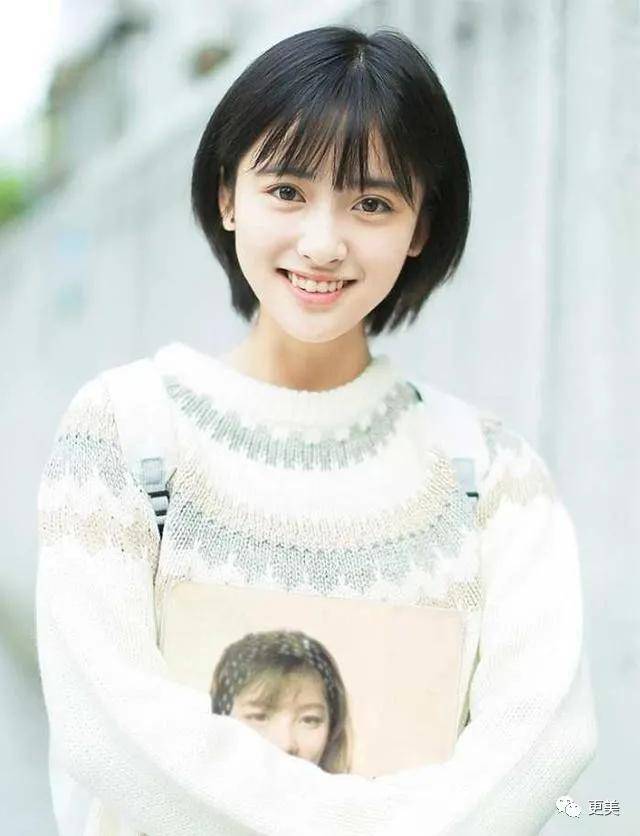 氛围|虞书欣又作出新高度，学晚晚艳压高圆圆，居然没输？