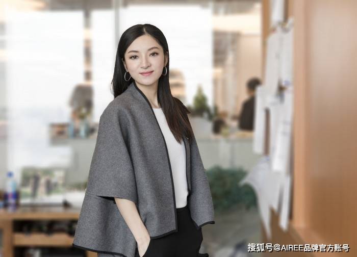 陈伽名,女,悉尼科技大学市场管理系硕士,清华大学五