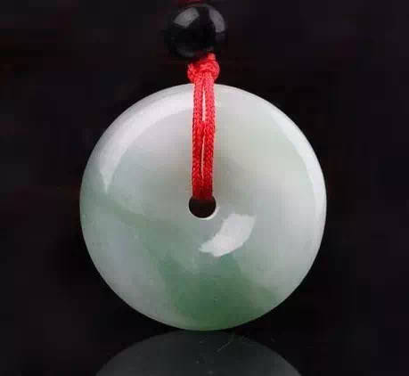 寓意|小小翡翠平安扣，却有大讲究！！