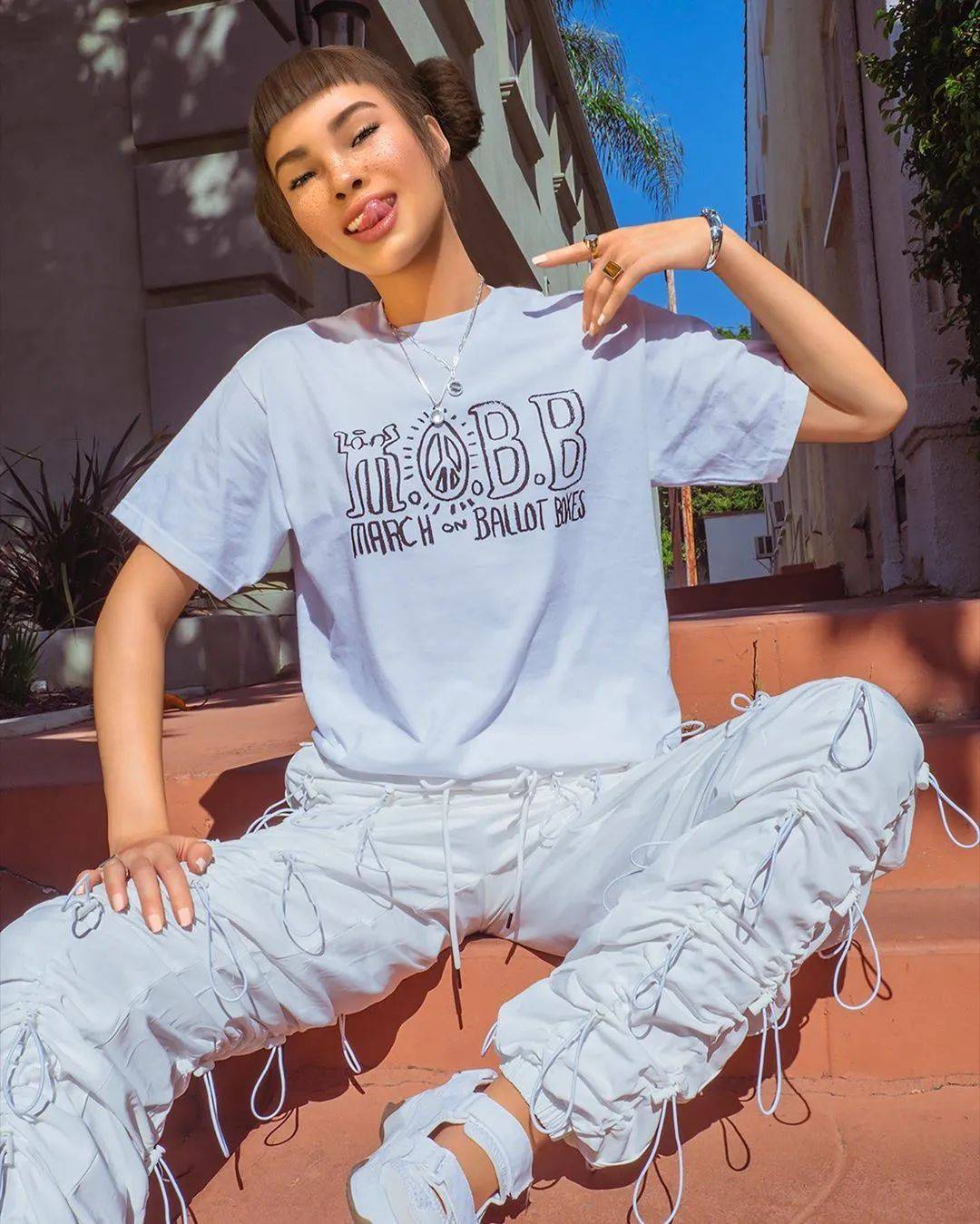 show|如果没有 “真人模特”，时尚要怎么玩