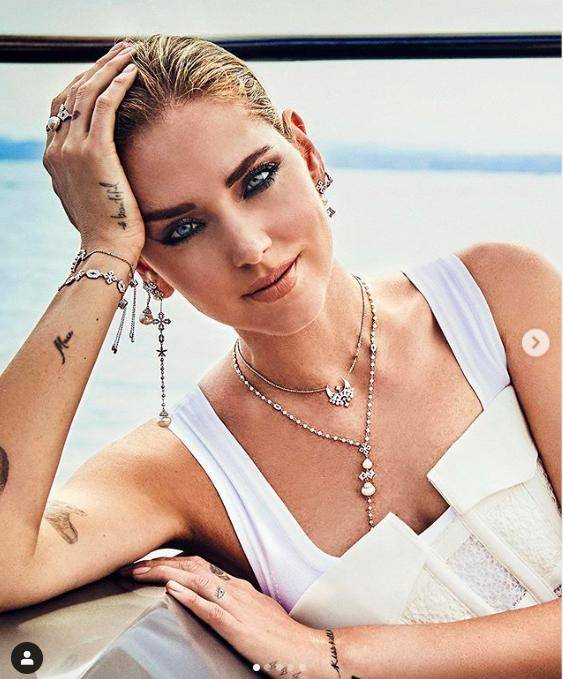 珠宝|没想到迷彩服、牛仔也能做成珠宝，丹宁布结合钻石实在太另类了