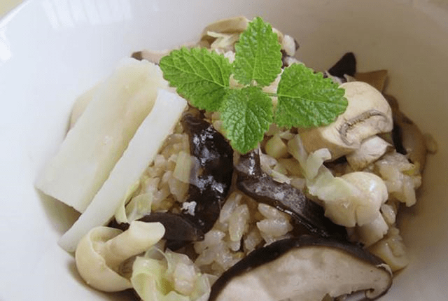 小米加什么最好吃 310f2b1c7e1c46b28e80e40aeae56cca.png