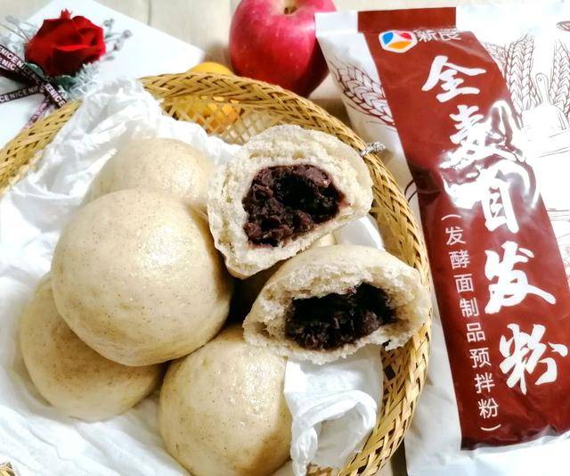 自己在家做豆沙包子 33380c3d6eb14fe4b41634efbf90957f.jpeg