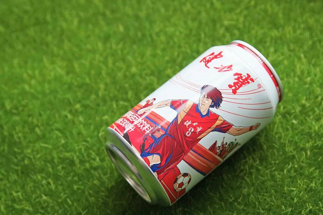 健力宝|佛山的秋日来了,一起解锁国潮秋日大片!别忘了带上你的“潮拍神器”。