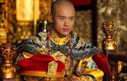 阿济格|他是多尔衮的哥哥, 曾一路大战逼死李自成, 后来为何自尽而亡?